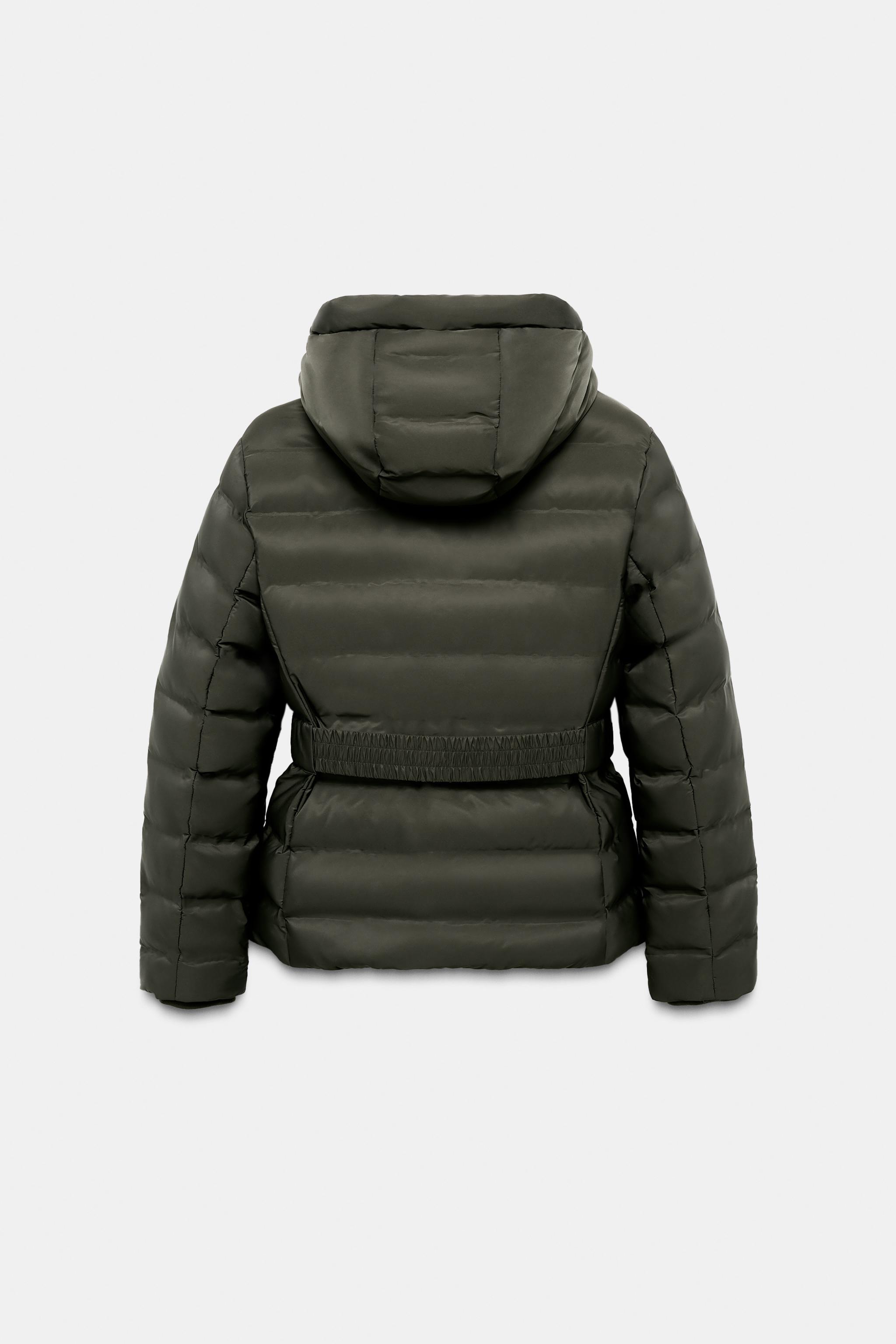 ANORAK COURT TAILLÉ DÉPERLANT ET COUPE-VENT